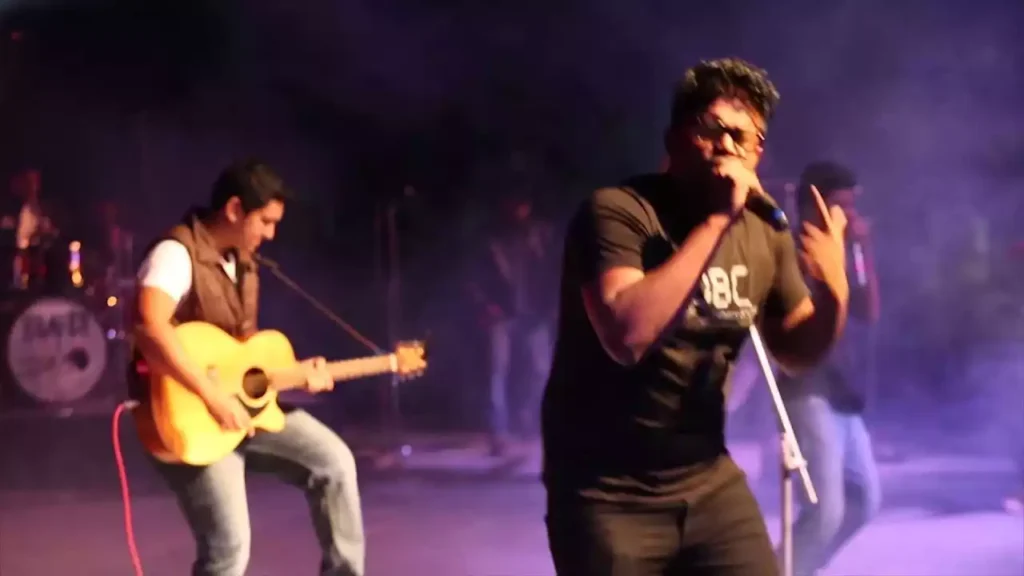 Samarth Hai Tere Lahu Me Lyrics Sheldon Bangera